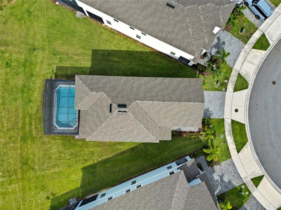 For Sale: $589,000 (5 beds, 4 baths, 2504 Square Feet)