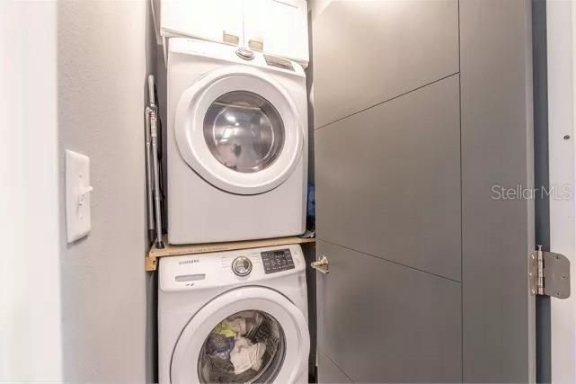 待售: $302,698 (2 贝兹, 2 浴室, 924 平方英尺)