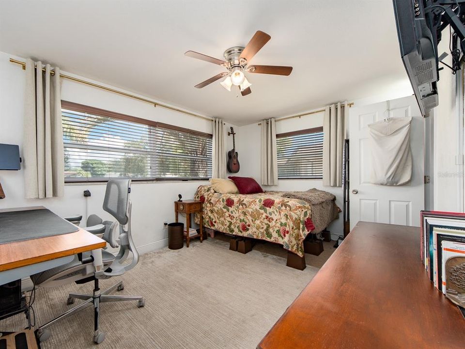 En Venta: $479,900 (3 camas, 2 baños, 1498 Pies cuadrados)