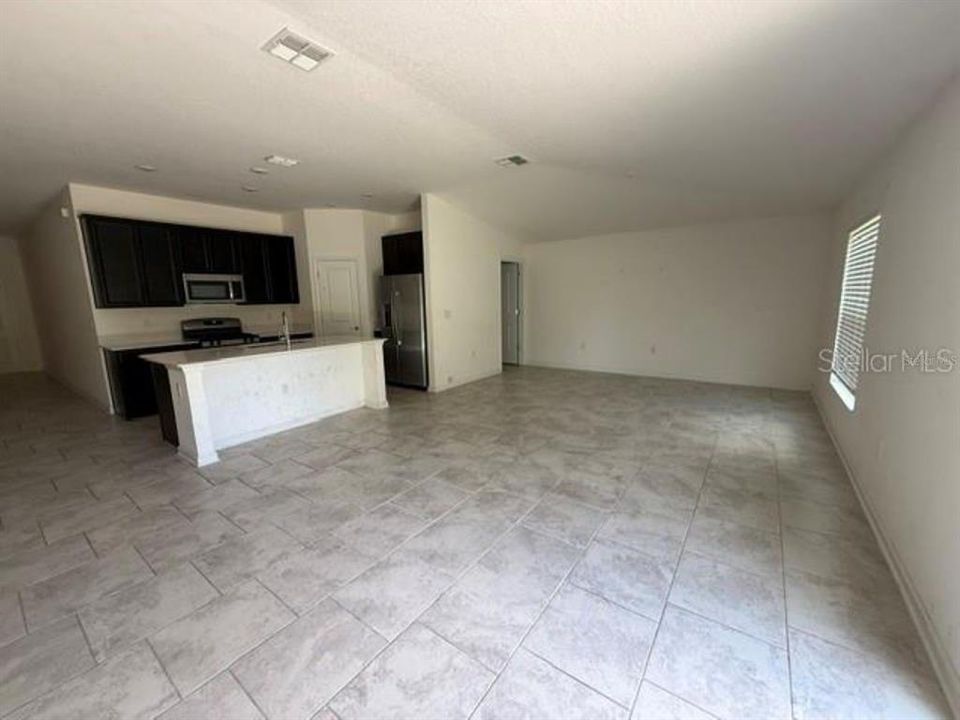 En Venta: $251,500 (3 camas, 2 baños, 1540 Pies cuadrados)