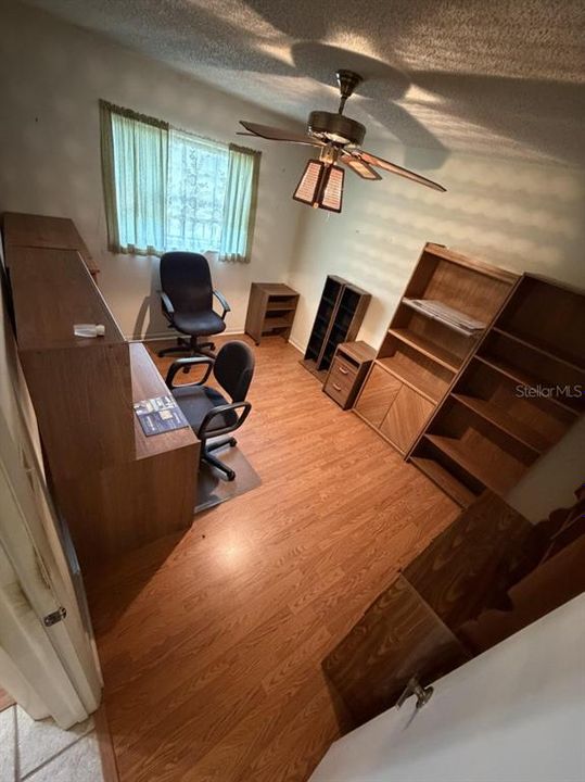На продажу: $229,000 (3 спален, 2 ванн, 1172 Квадратных фут)