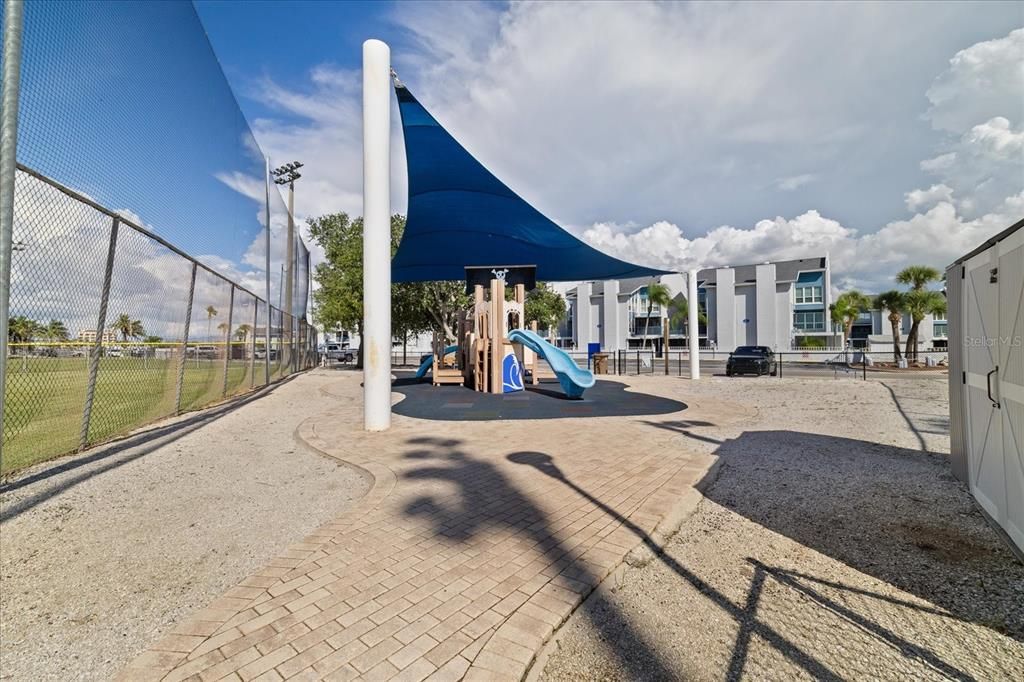 For Sale: $274,500 (1 beds, 1 baths, 430 Square Feet)