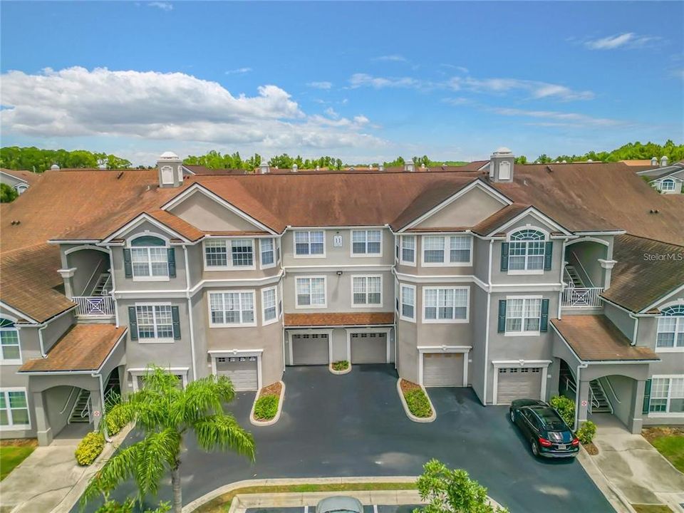 For Sale: $135,000 (1 beds, 1 baths, 890 Square Feet)