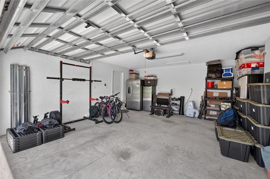 For Sale: $325,000 (3 beds, 2 baths, 1451 Square Feet)