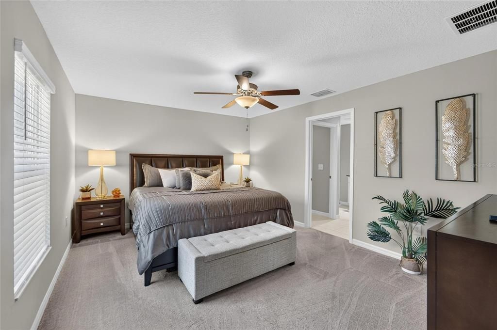 For Sale: $325,000 (3 beds, 2 baths, 1451 Square Feet)