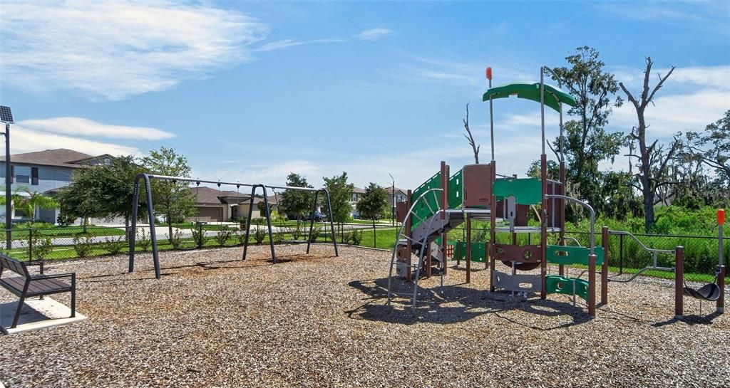 For Sale: $325,000 (3 beds, 2 baths, 1451 Square Feet)