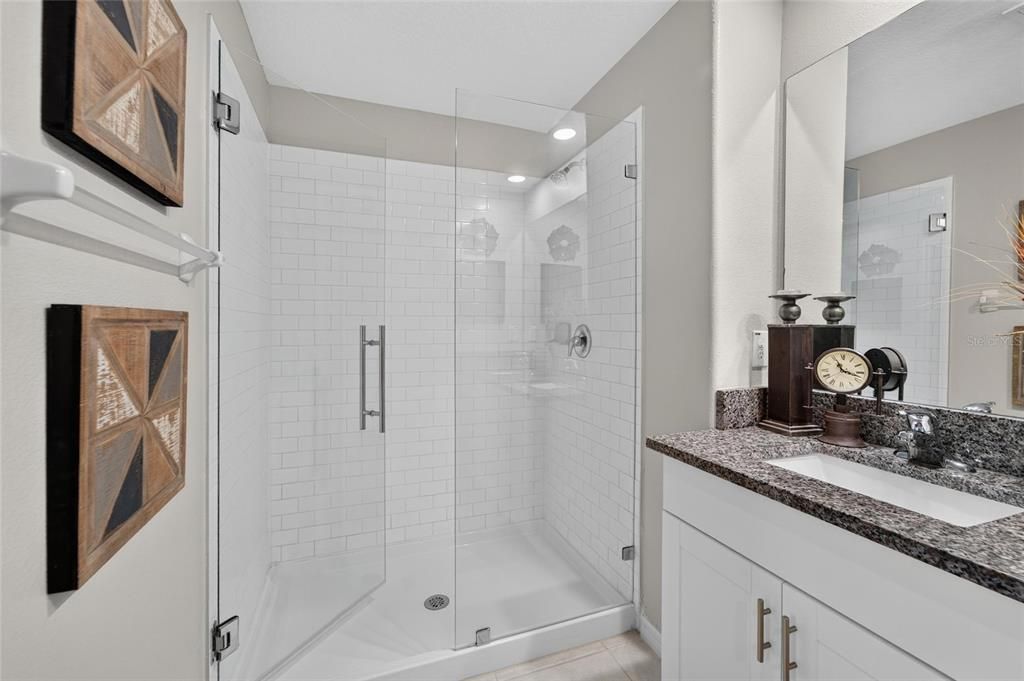 For Sale: $325,000 (3 beds, 2 baths, 1451 Square Feet)