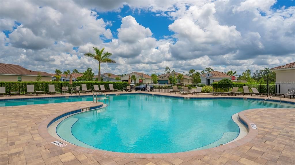 En Venta: $819,000 (3 camas, 2 baños, 3012 Pies cuadrados)