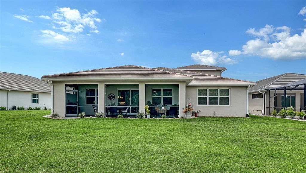 En Venta: $819,000 (3 camas, 2 baños, 3012 Pies cuadrados)