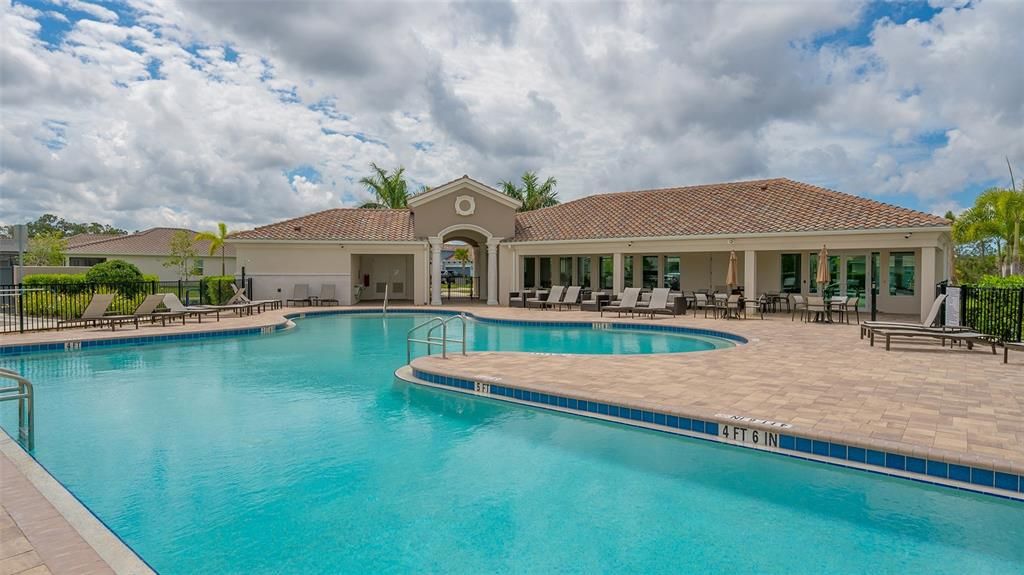 En Venta: $819,000 (3 camas, 2 baños, 3012 Pies cuadrados)