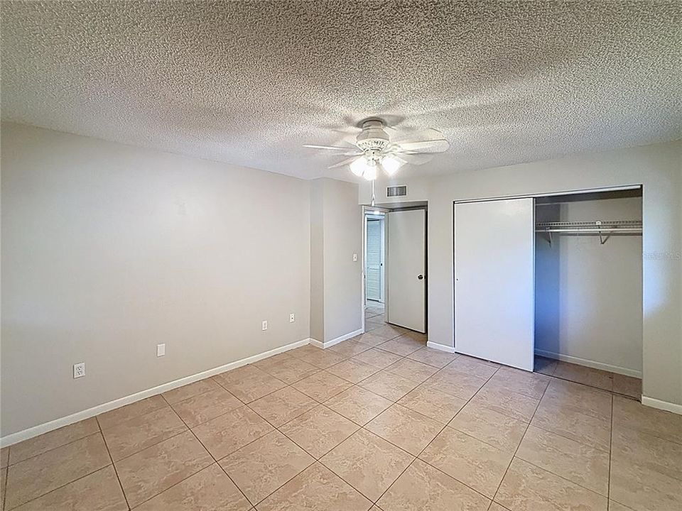 En Venta: $399,900 (3 camas, 0 baños, 1720 Pies cuadrados)