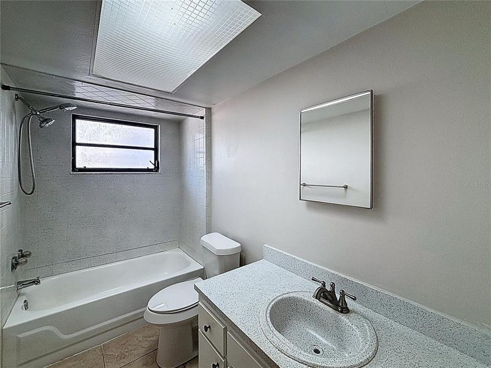 En Venta: $399,900 (3 camas, 0 baños, 1720 Pies cuadrados)