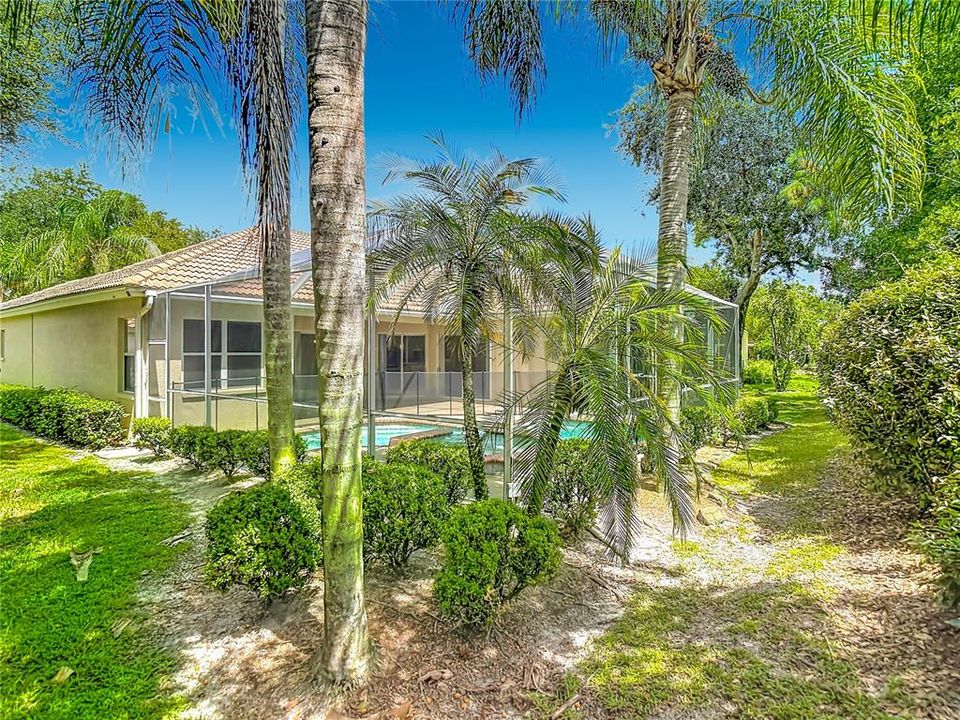 For Sale: $679,900 (4 beds, 3 baths, 2868 Square Feet)
