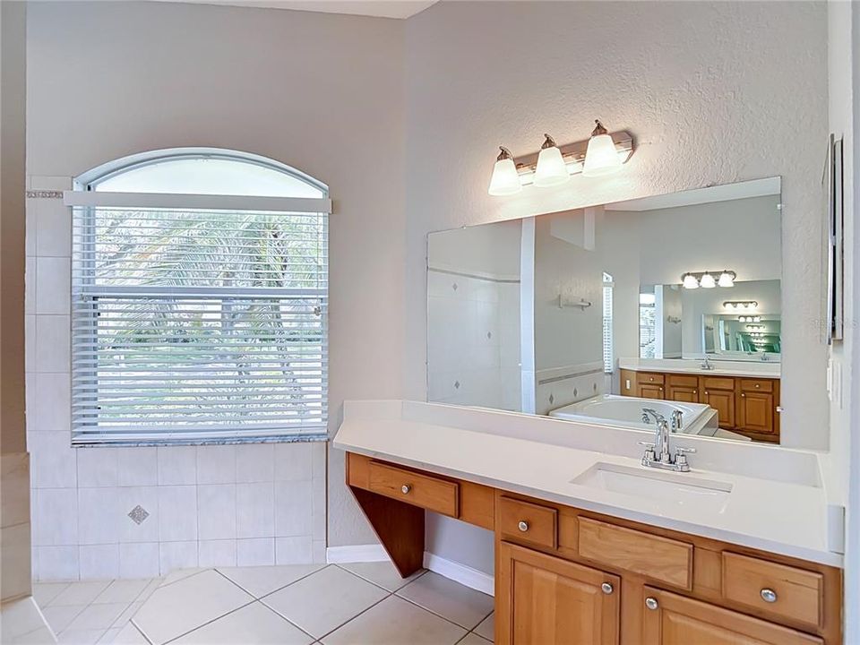 For Sale: $679,900 (4 beds, 3 baths, 2868 Square Feet)