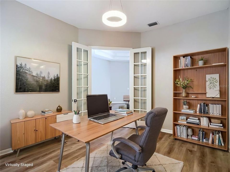 For Sale: $679,900 (4 beds, 3 baths, 2868 Square Feet)
