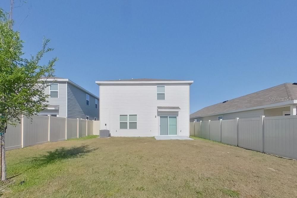 For Rent: $2,145 (4 beds, 2 baths, 2176 Square Feet)