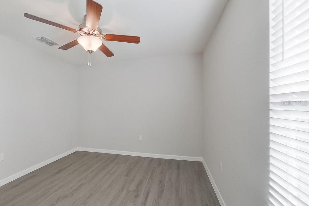For Rent: $2,145 (4 beds, 2 baths, 2176 Square Feet)