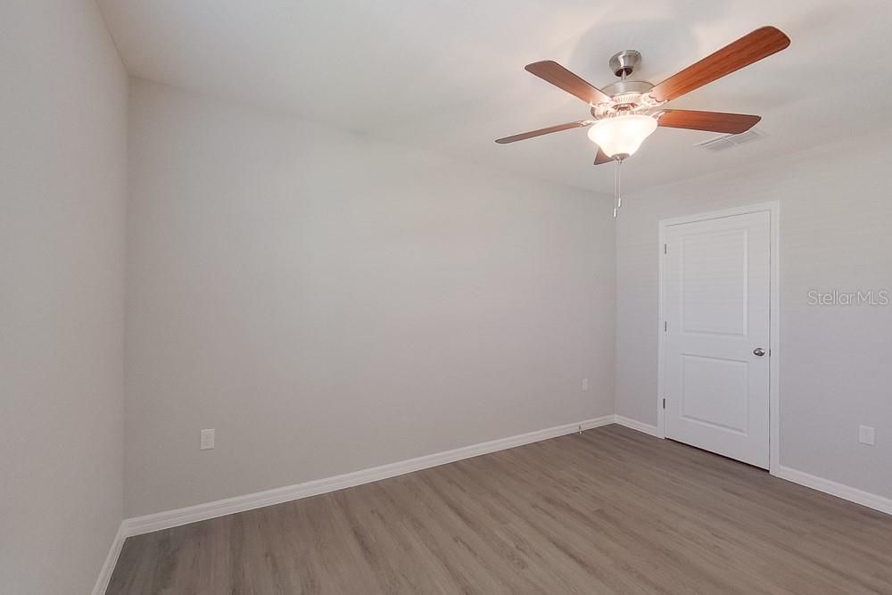 For Rent: $2,145 (4 beds, 2 baths, 2176 Square Feet)
