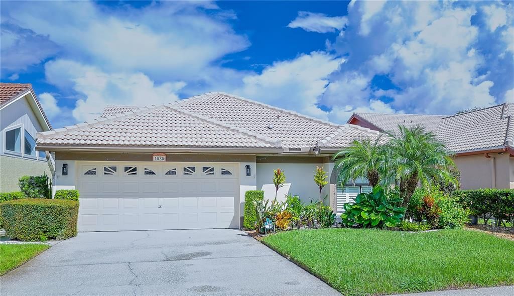 For Sale: $538,000 (4 beds, 2 baths, 1634 Square Feet)