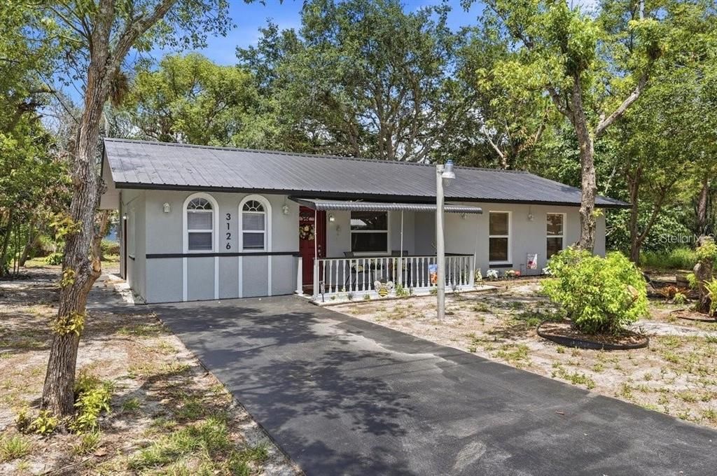 For Sale: $210,000 (3 beds, 2 baths, 1308 Square Feet)