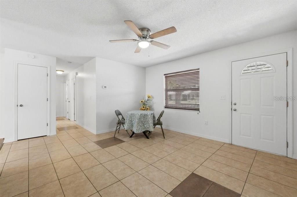 For Sale: $210,000 (3 beds, 2 baths, 1308 Square Feet)