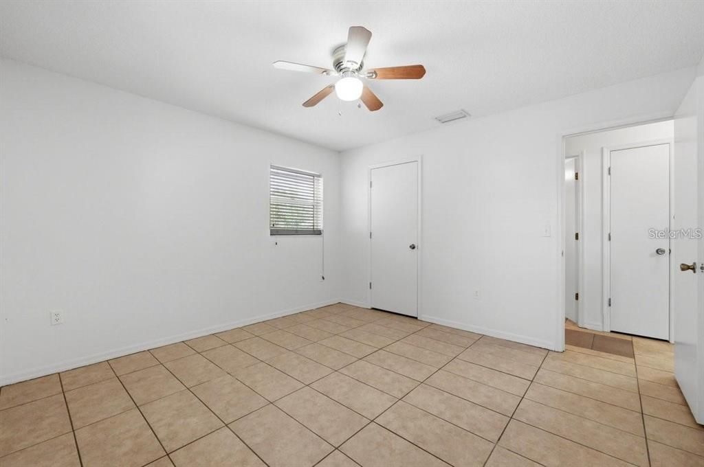 For Sale: $210,000 (3 beds, 2 baths, 1308 Square Feet)