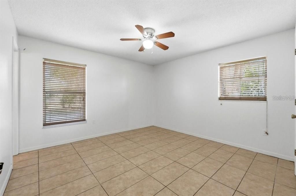 For Sale: $210,000 (3 beds, 2 baths, 1308 Square Feet)