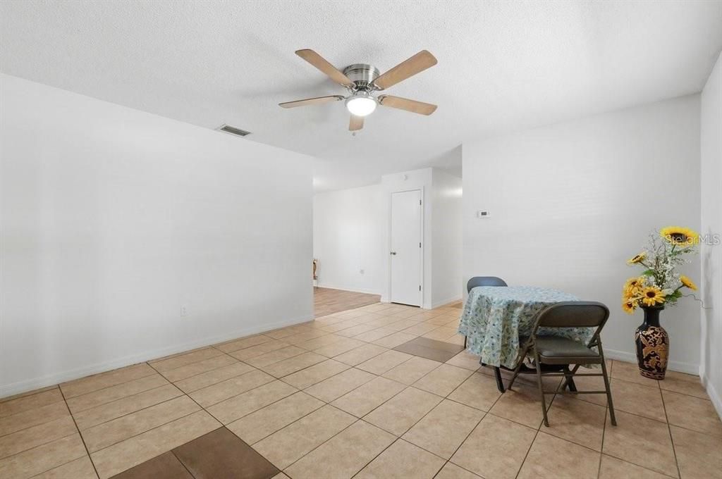 For Sale: $210,000 (3 beds, 2 baths, 1308 Square Feet)