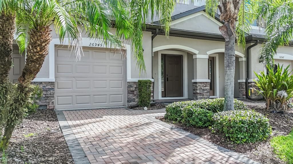 For Sale: $260,000 (3 beds, 2 baths, 1682 Square Feet)