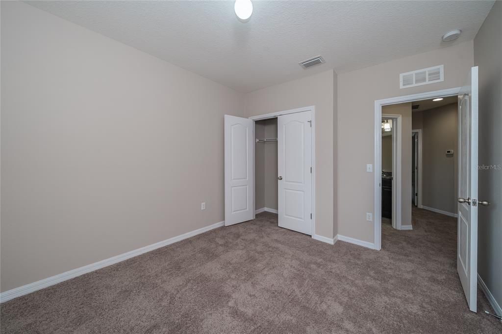 For Sale: $260,000 (3 beds, 2 baths, 1682 Square Feet)