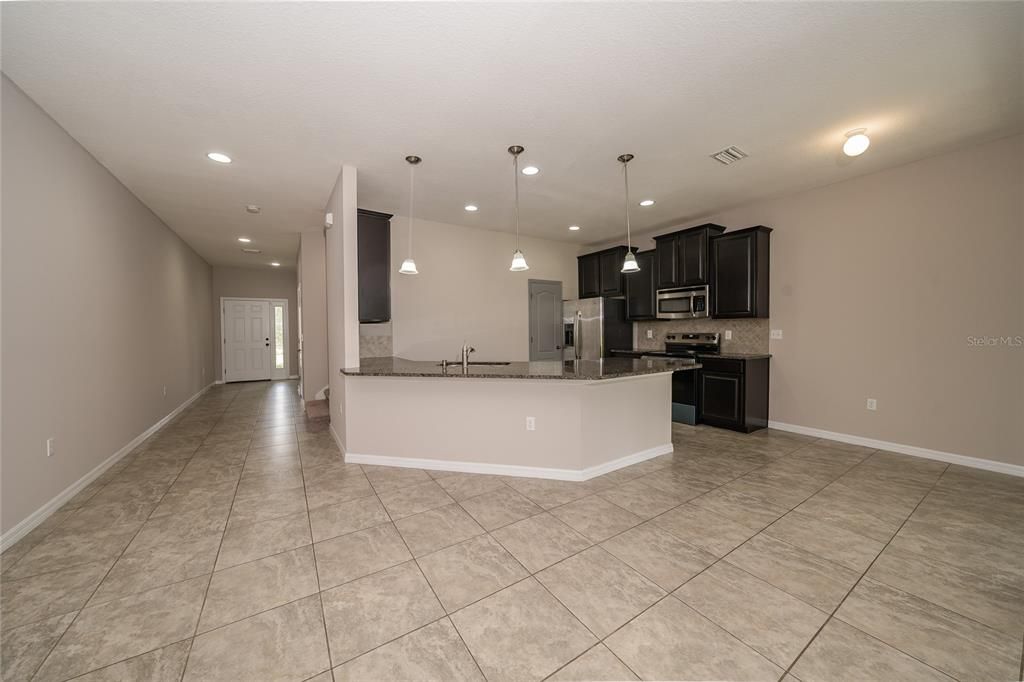 For Sale: $260,000 (3 beds, 2 baths, 1682 Square Feet)