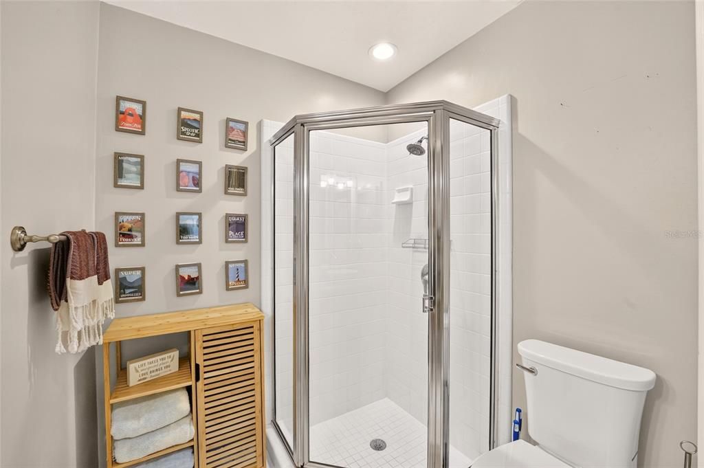 На продажу: $409,900 (4 спален, 3 ванн, 1707 Квадратных фут)