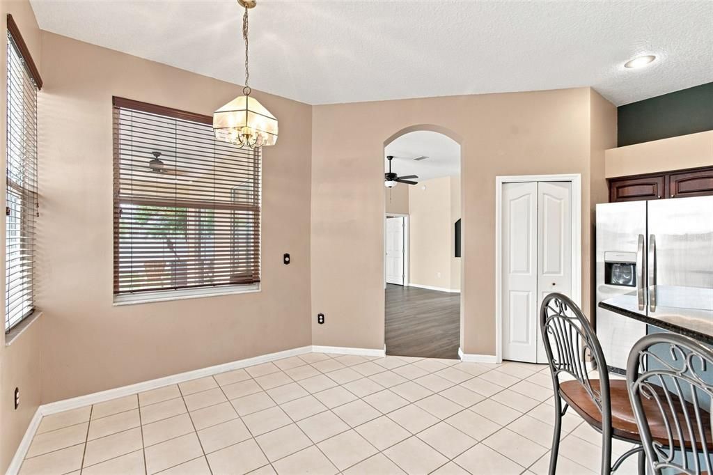 For Sale: $539,000 (5 beds, 3 baths, 2668 Square Feet)
