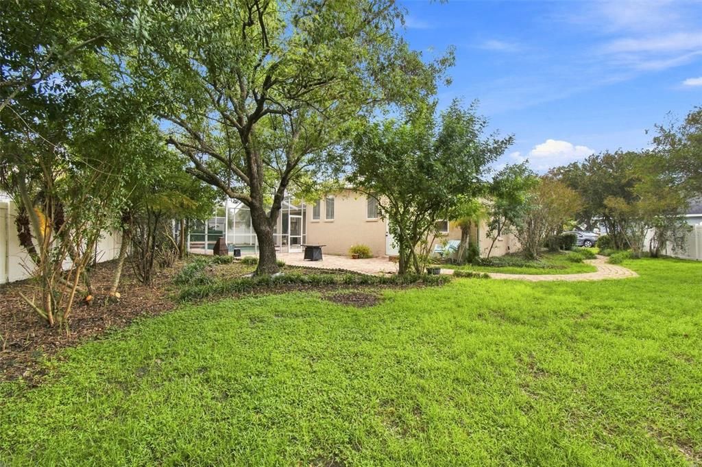For Sale: $539,000 (5 beds, 3 baths, 2668 Square Feet)