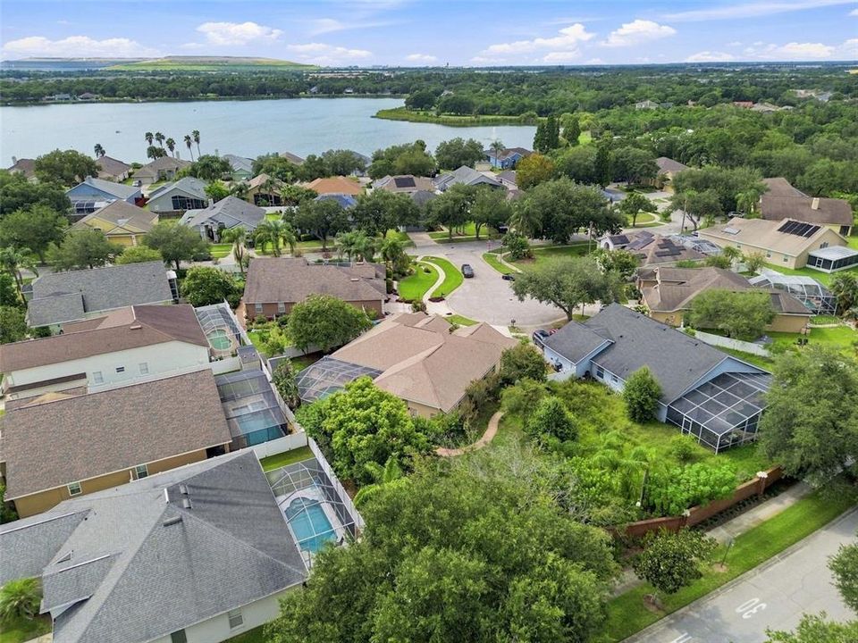 For Sale: $539,000 (5 beds, 3 baths, 2668 Square Feet)