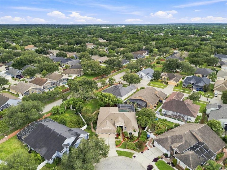 For Sale: $539,000 (5 beds, 3 baths, 2668 Square Feet)