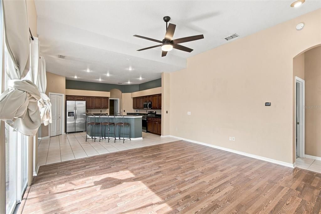 For Sale: $539,000 (5 beds, 3 baths, 2668 Square Feet)