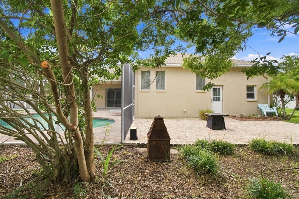 For Sale: $539,000 (5 beds, 3 baths, 2668 Square Feet)