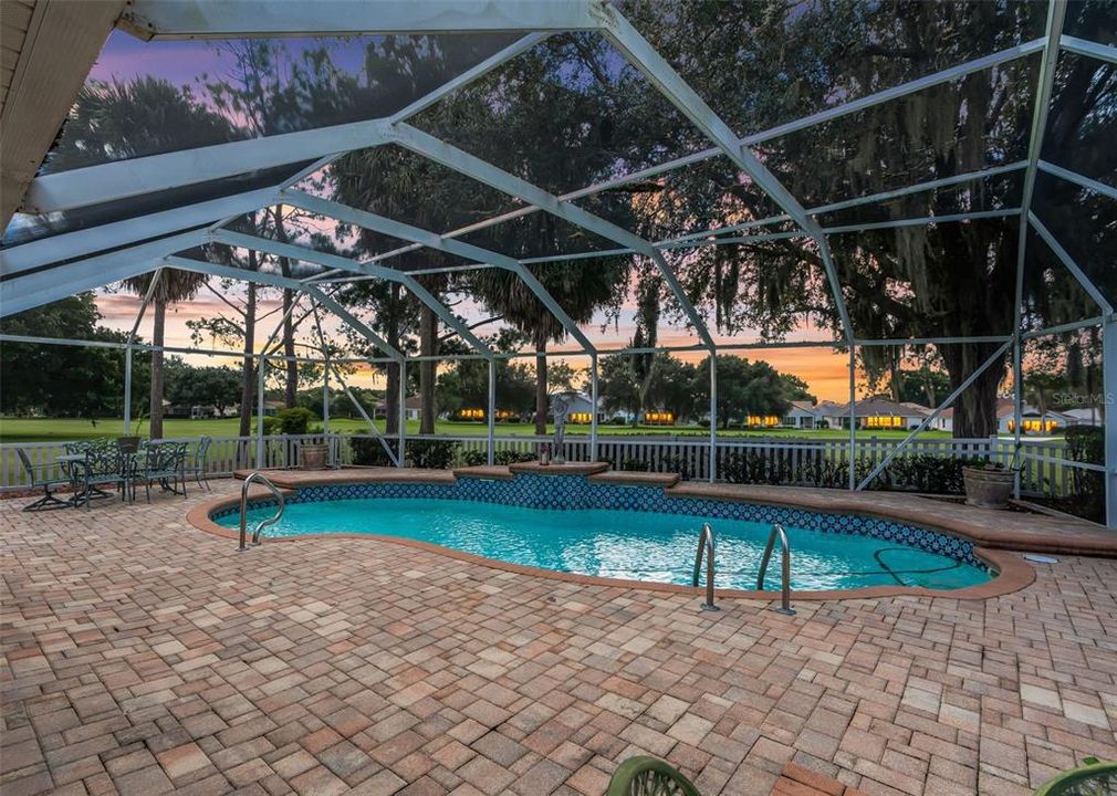 For Sale: $550,000 (2 beds, 2 baths, 1397 Square Feet)