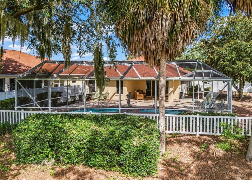For Sale: $550,000 (2 beds, 2 baths, 1397 Square Feet)