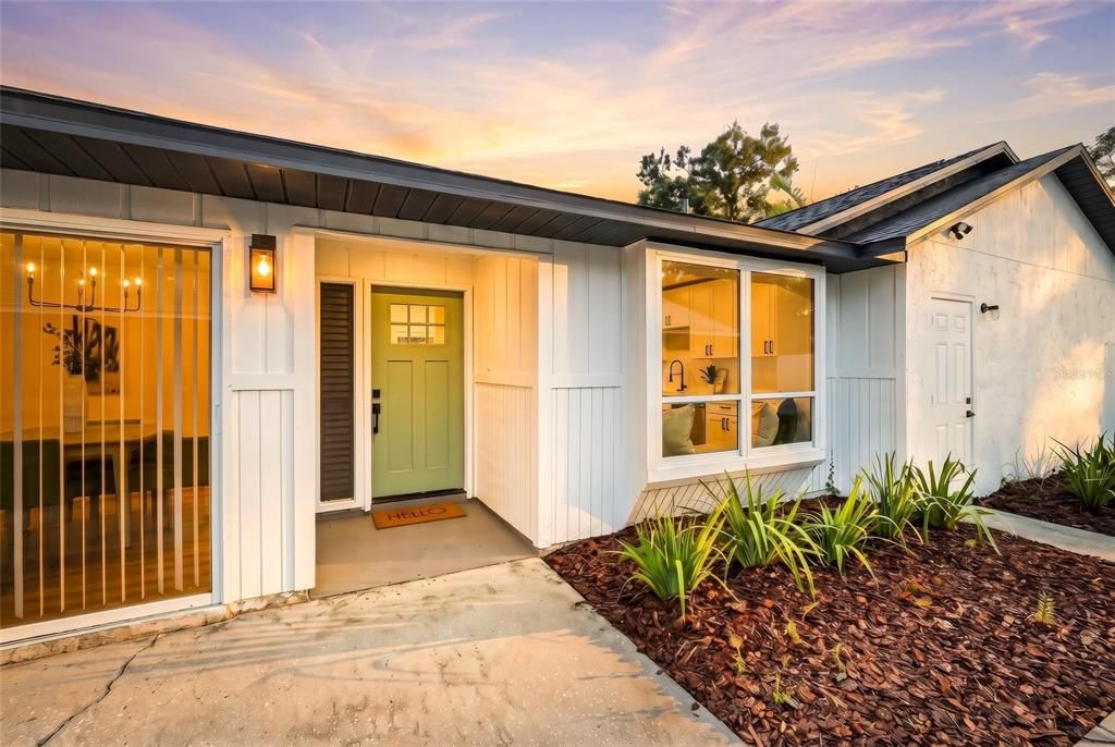 For Sale: $529,900 (3 beds, 2 baths, 1655 Square Feet)