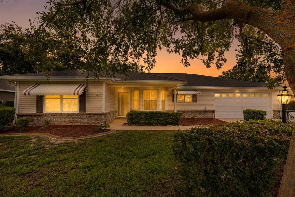 For Sale: $224,600 (2 beds, 2 baths, 1621 Square Feet)
