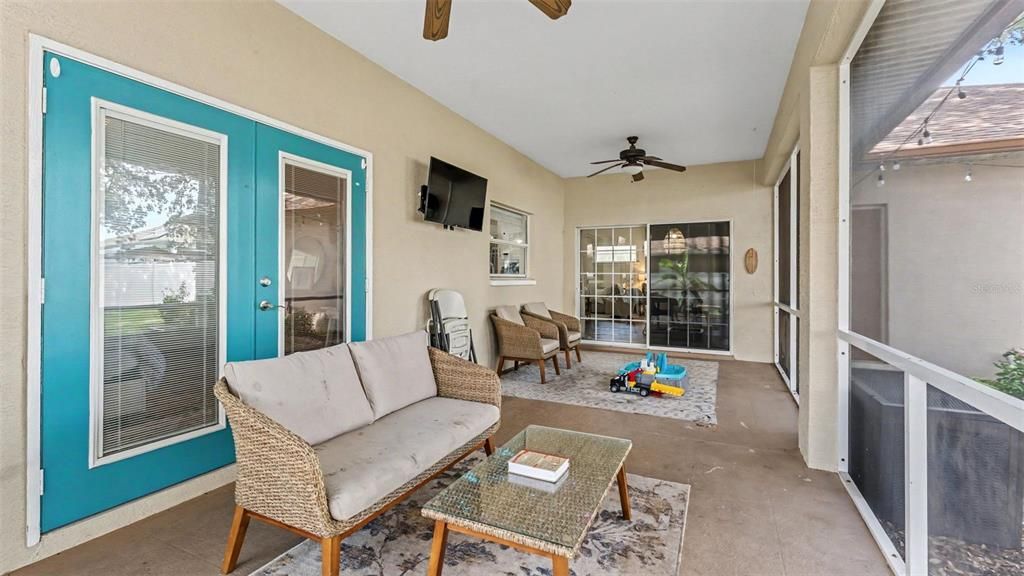For Sale: $399,999 (4 beds, 2 baths, 1875 Square Feet)