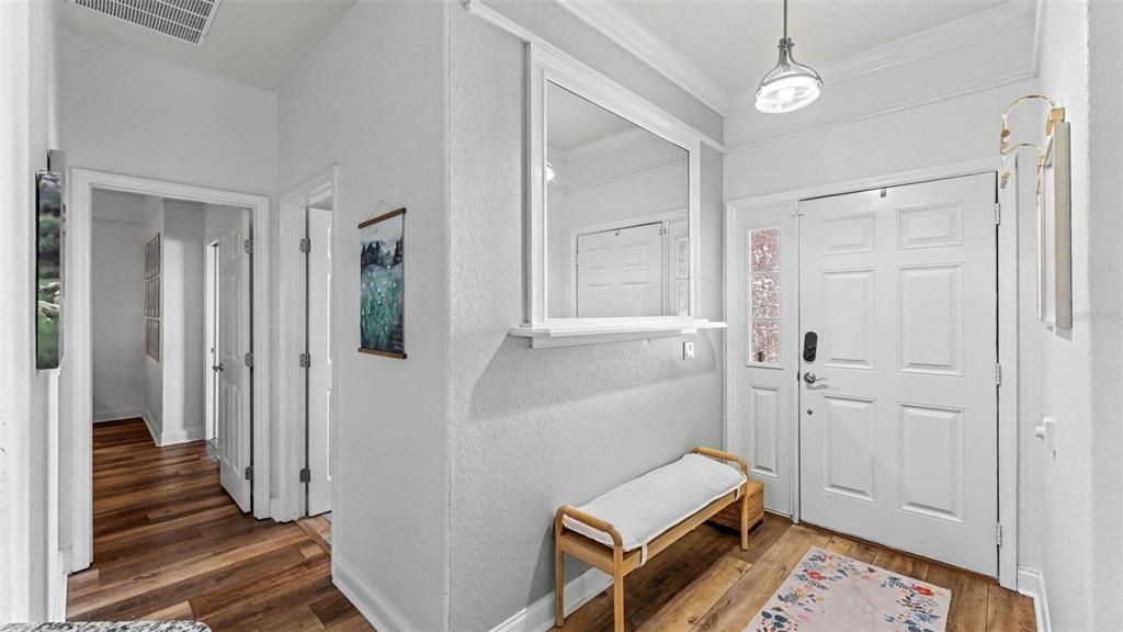 For Sale: $399,999 (4 beds, 2 baths, 1875 Square Feet)