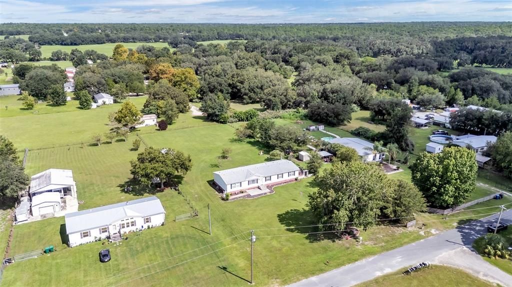 Activo con contrato: $249,900 (4 camas, 2 baños, 2356 Pies cuadrados)
