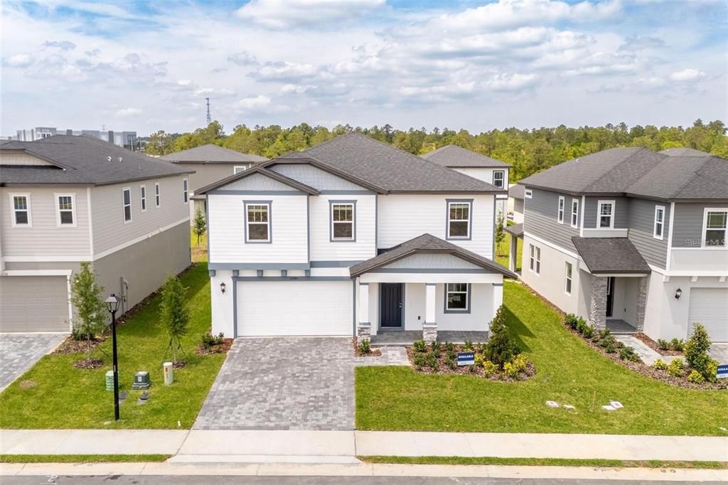 For Rent: $3,350 (4 beds, 2 baths, 2601 Square Feet)