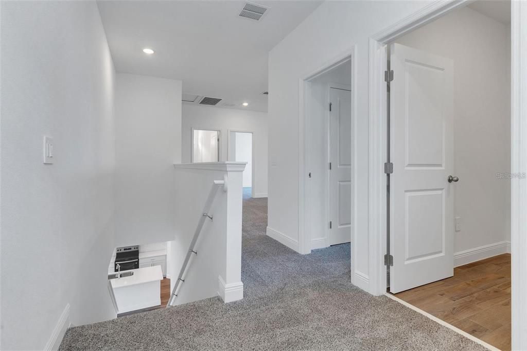 For Rent: $3,350 (4 beds, 2 baths, 2601 Square Feet)