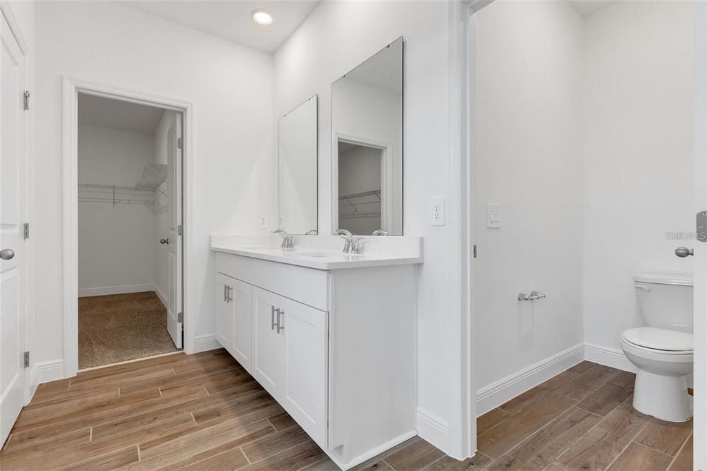 For Rent: $3,350 (4 beds, 2 baths, 2601 Square Feet)