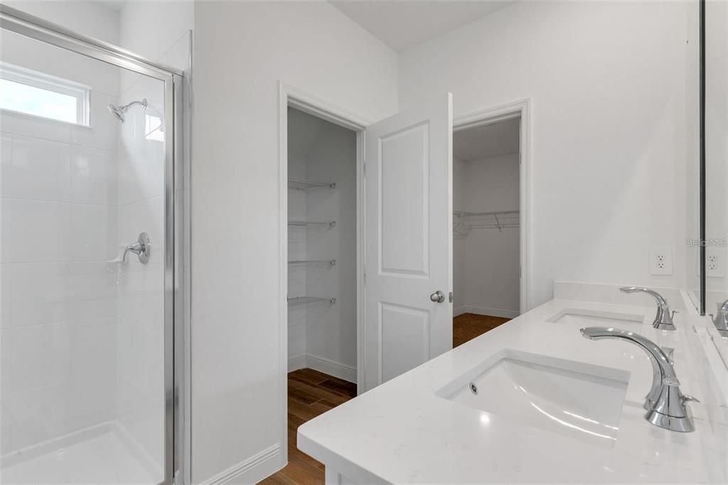 For Rent: $3,350 (4 beds, 2 baths, 2601 Square Feet)