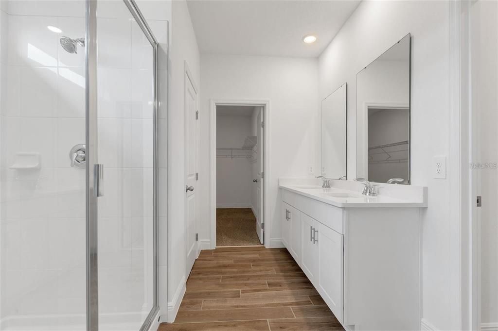 For Rent: $3,350 (4 beds, 2 baths, 2601 Square Feet)